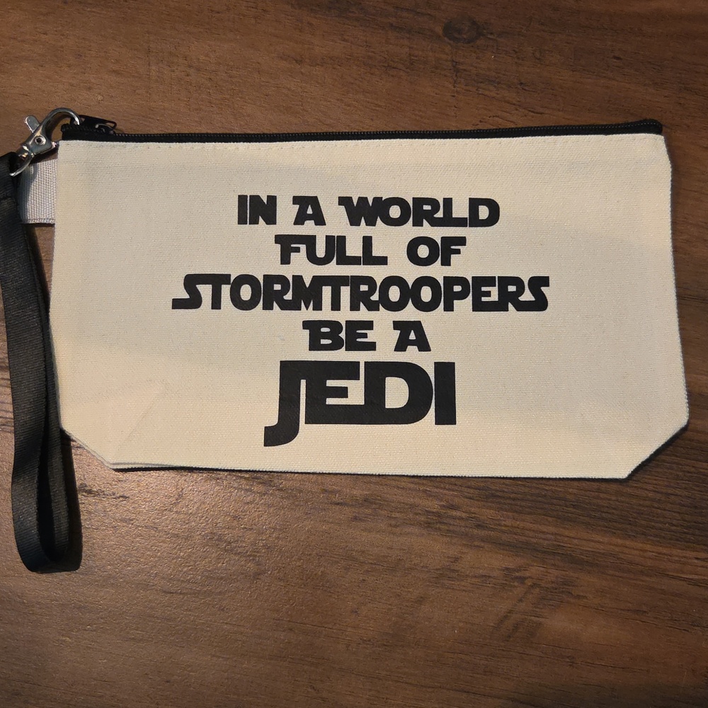 Star Wars Ziippered Wristlet Pouch